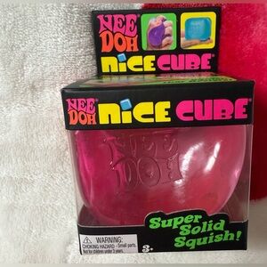 NeeDoh Nice Cube - Pink